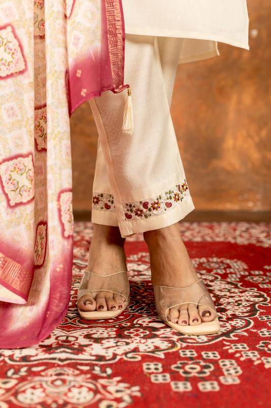 Diva 101 Bulk kurtis manufacturers in Gujarat