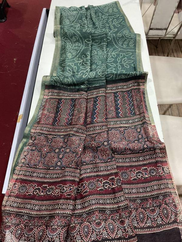 Linen digital ajrakh bandhani Designer sarees in Bhavnagar