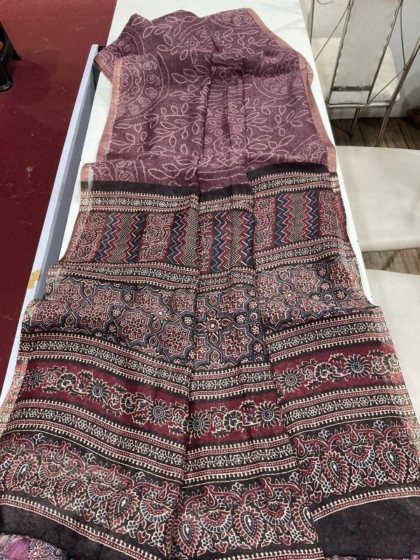 Linen digital ajrakh bandhani Designer sarees in Bhavnagar