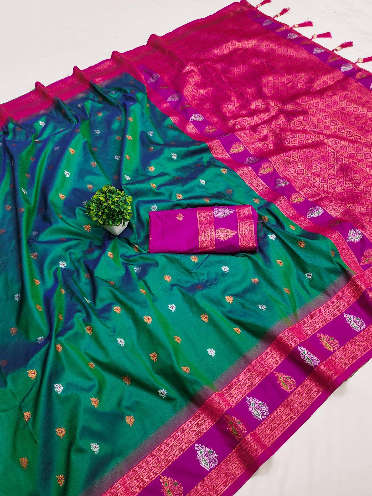 Soft silk with zari weaving Saree suppliers in Hyderabad