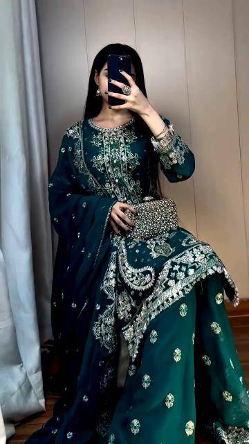 ASTHA D.NO-AC-7056 heavy fox georgette Wholesale Kurti manufacturer in surat