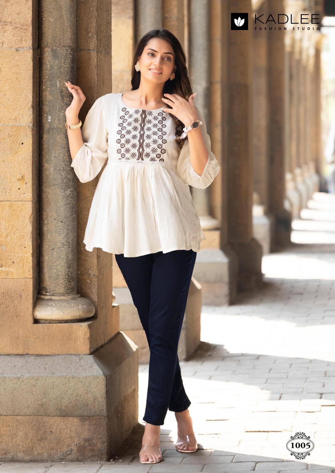 Kadlee crystal Ladies Kurti wholesale