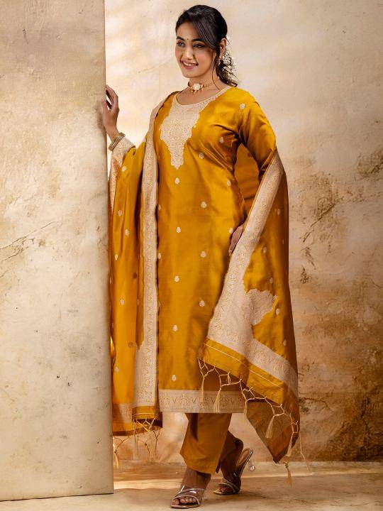 Vairaj banarasi jecard silk 3 Kurti wholesale in Surat