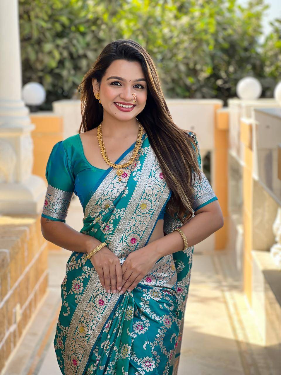 Banarasi-6 Indian saree wholesalers