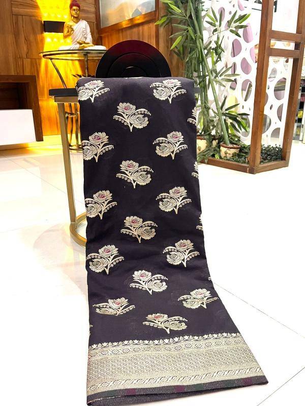 Pure soft khadi crepe silk with antique pallu Wholesale saree dealers in Mumbai