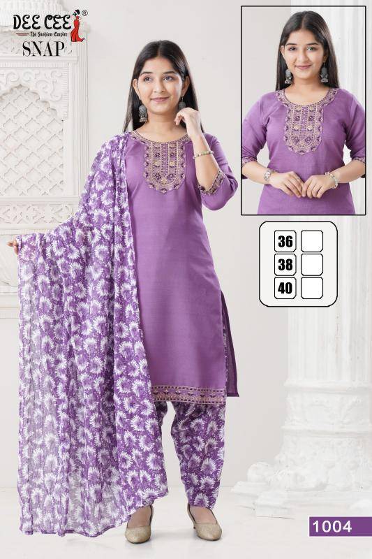 Deecee snap indian white kurti