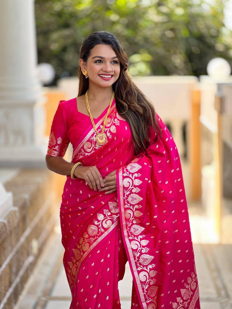 Anupama banarasi-9 Wholesale saree market in Mumbai