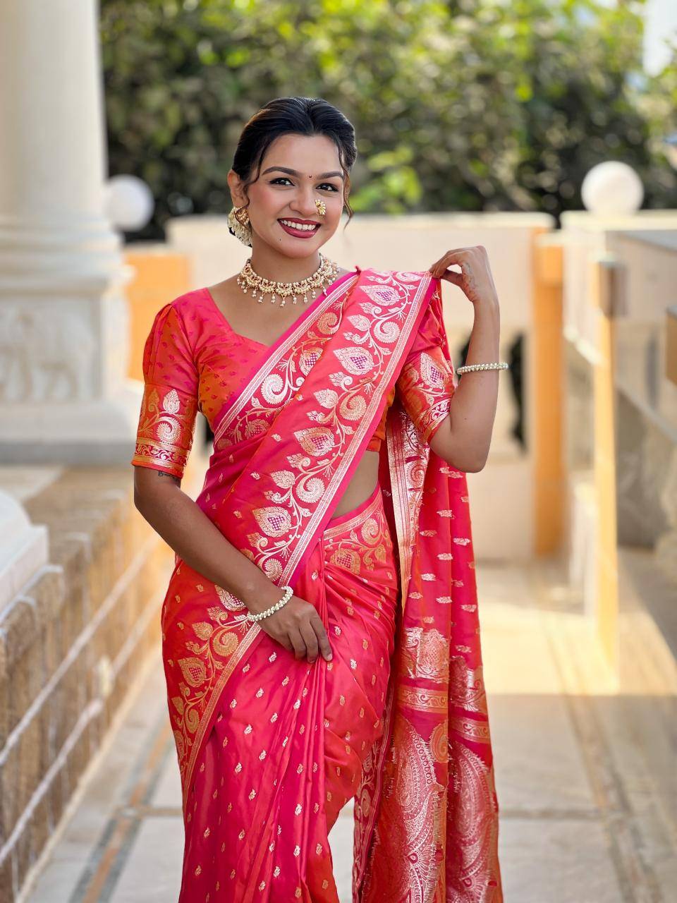 Anupama banarasi-9 Wholesale saree market in Mumbai