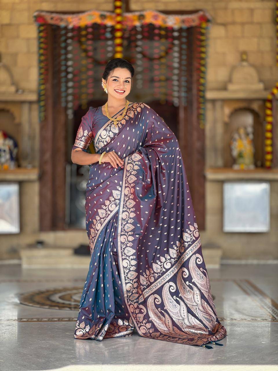 Anupama banarasi-9 Wholesale saree market in Mumbai