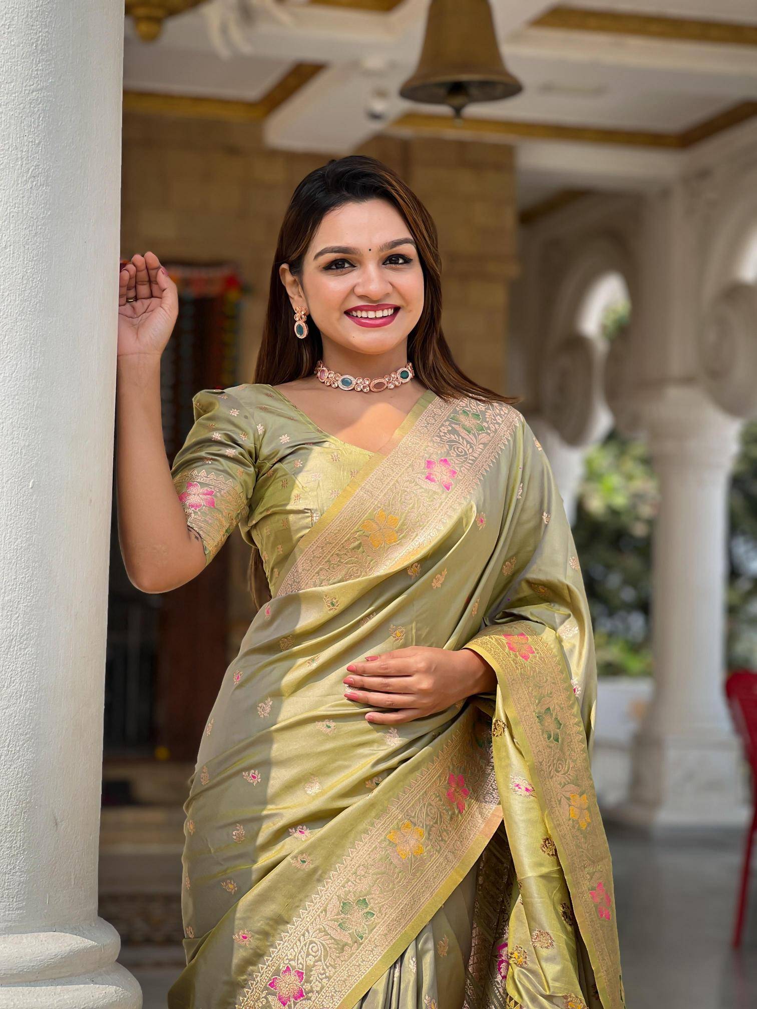 Banarasi-5 Saree wholesale market in Kolkata