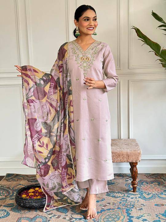 Bitto NK570 beige chanderi Wholesale Kurti supplier in guajart