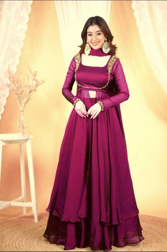 Shree salasar rangoli silk Kurti manufacturers in Mumbai