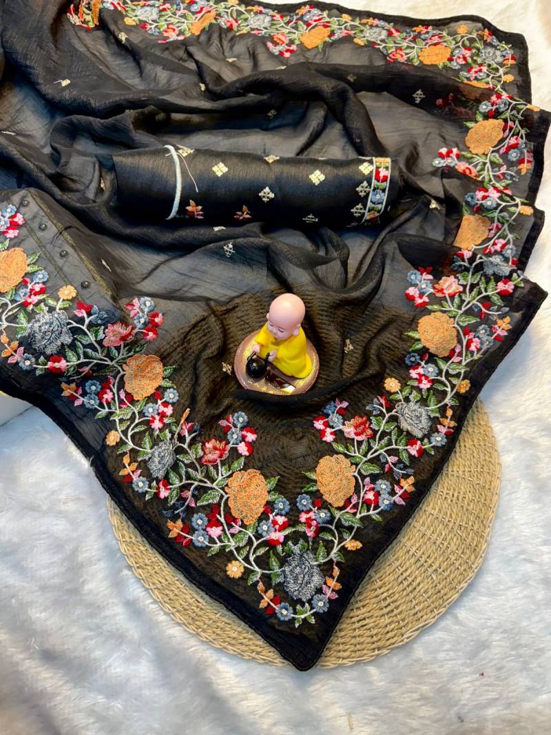 Vt 752 T Crunchy Silk Embroidere Saree wholesalers in Kolkata