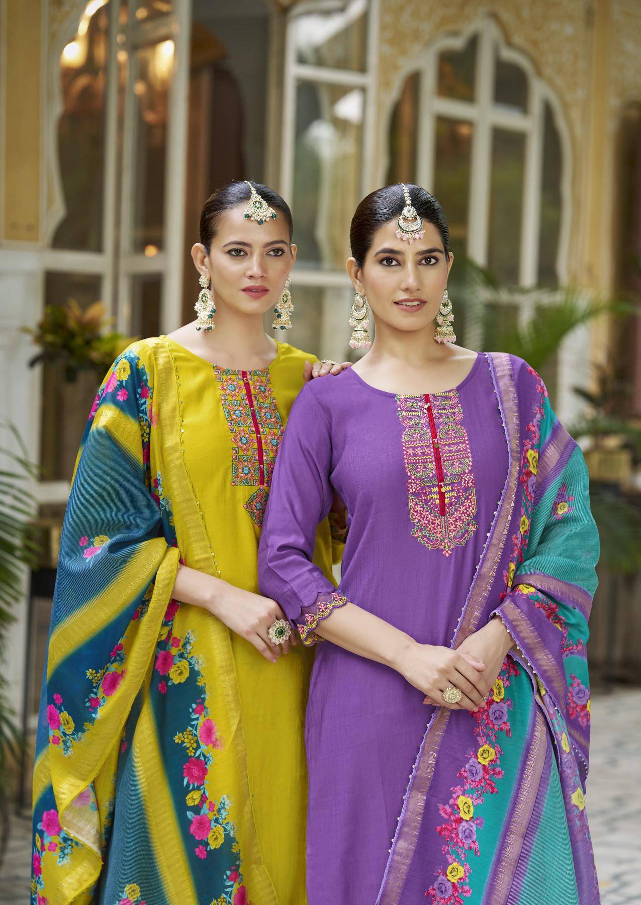 Karissa swaraa Kurti Dealer in Ahmedabad