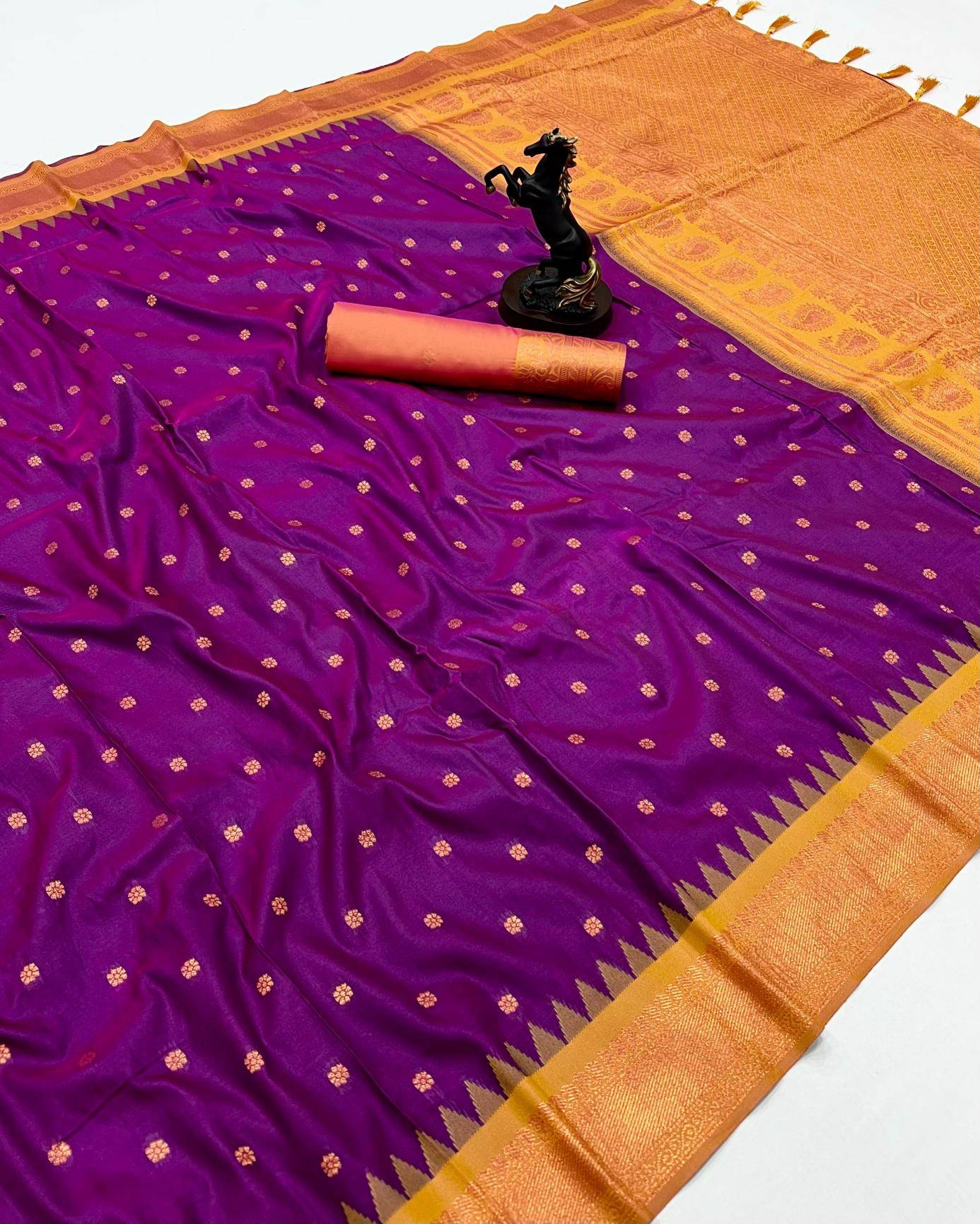 Malhar soft silk narayanpeth Wholesale saree dealers in Kolkata