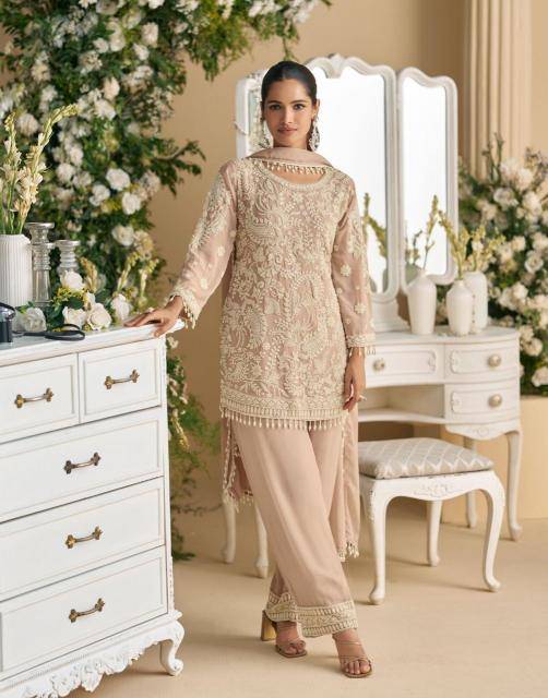 Sayuri designer sana Salwar Kameez supplier in India