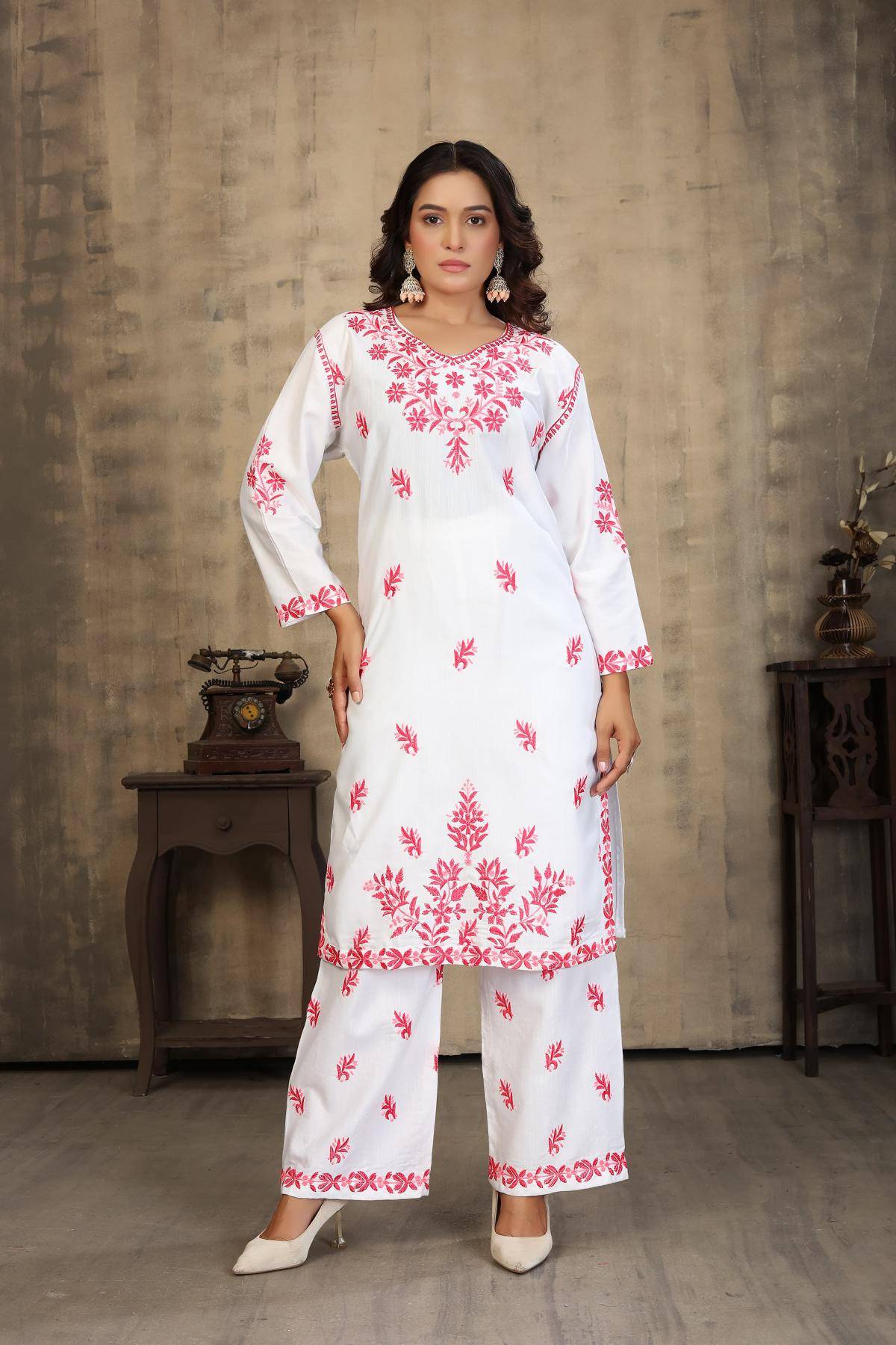 Shree salasar sanaya Kurti wholesale market in Surat