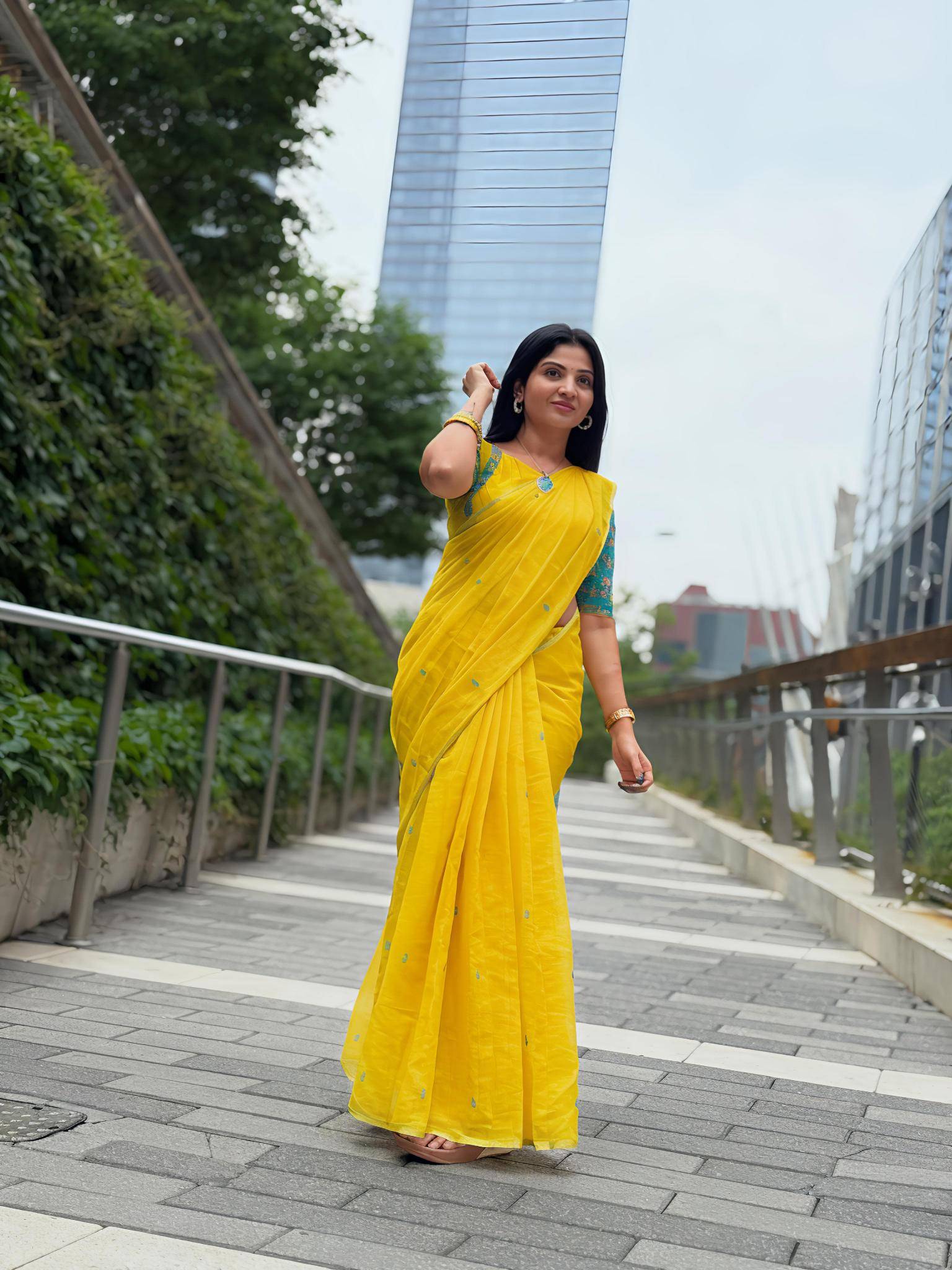 Malhar sunflower Wholesale saree business