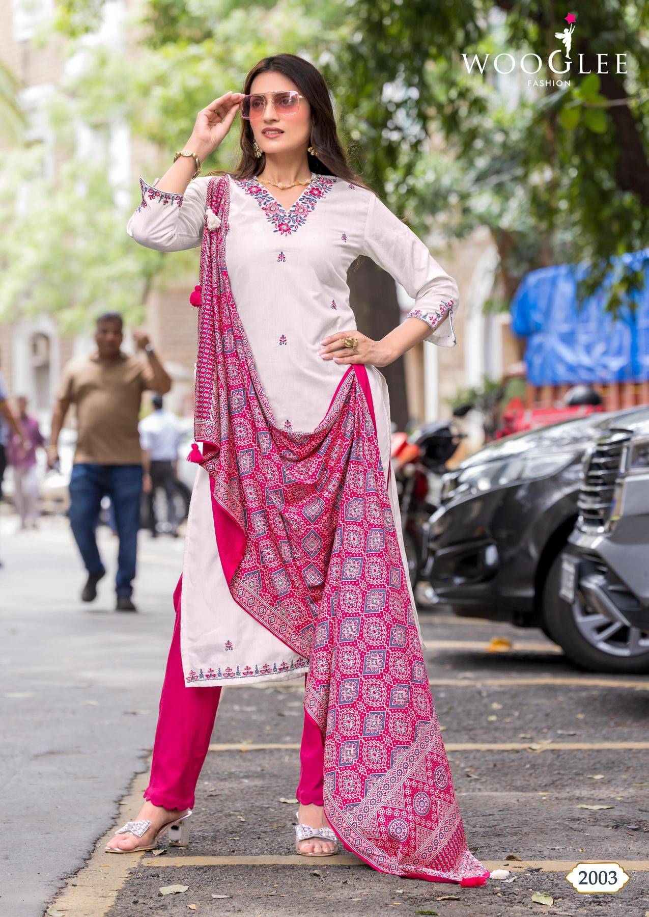 Wooglee nagma Kurti Wholesalers in Mumbai