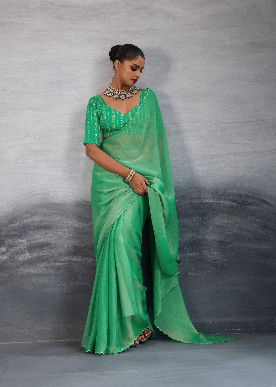 Shorya stavan canva Printed saree distributors