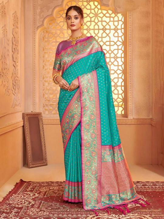 Astita AFREEN Wholesale saree market in Mumbai