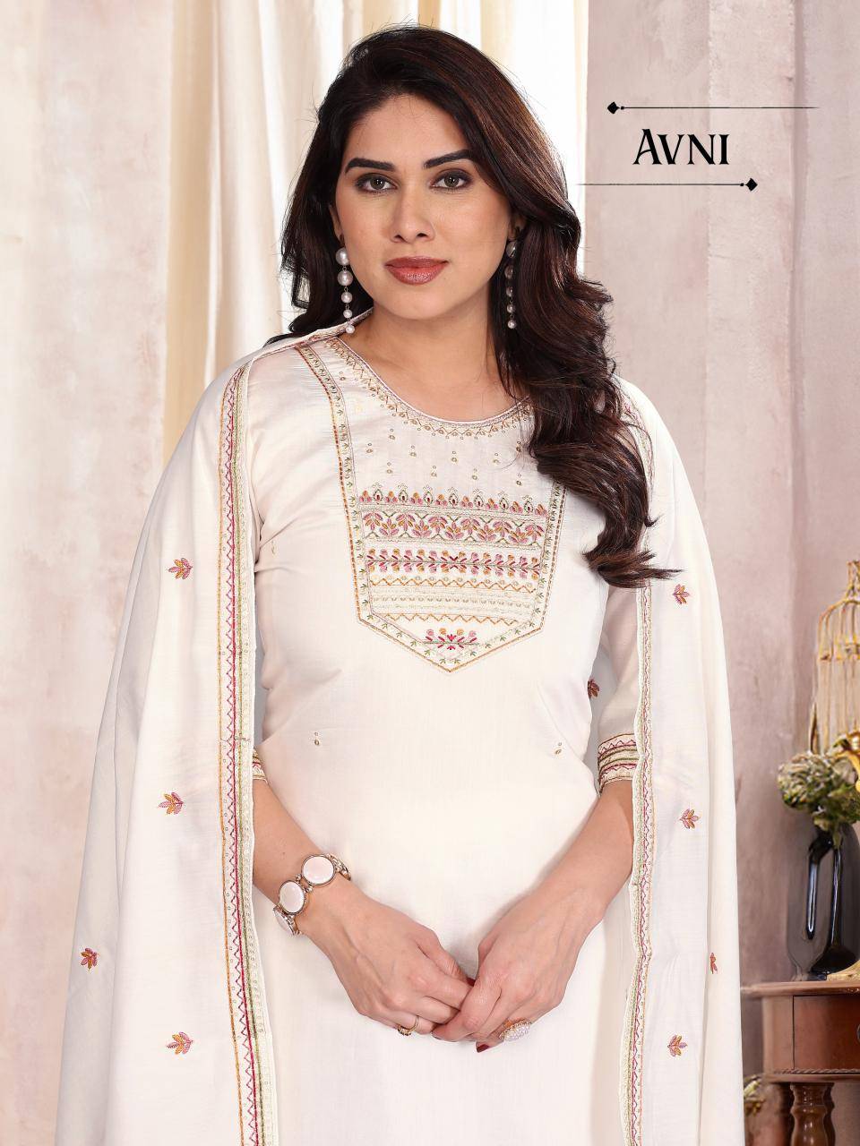 Shivay avni Kurti wholesalers in Mumbai
