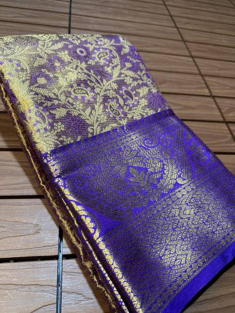 Malhar sravanti vol 10 Saree dealers in Mumbai
