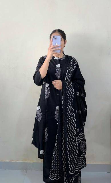 Janni 3pcs cotton Kurtis wholesale price in Surat