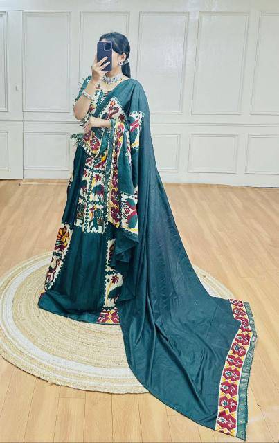 Artriddhs Rayon Rama Lehenga choli with dupatta
