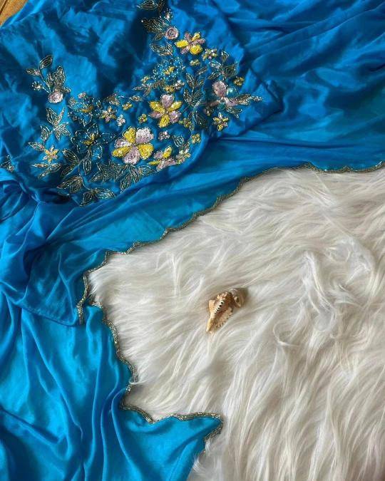 Triveni designer Saree wholesalers in Mumbai