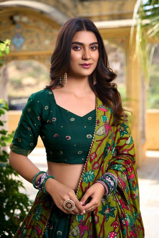 MUSAFIR Tasar Silk GRN Silk lehenga choli in Pune