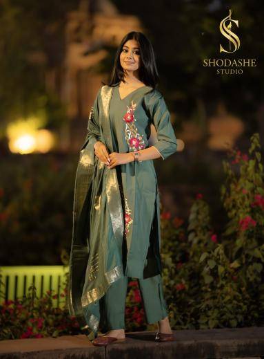 Shorya shodashe studio Wholesale Kurtis for boutiques