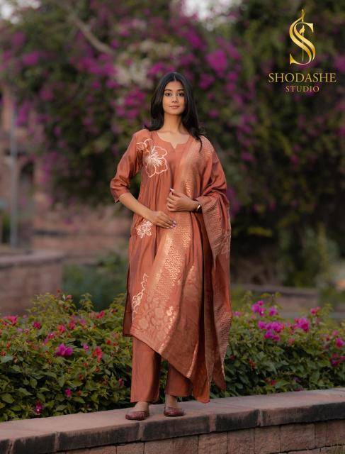 Shorya shodashe studio Wholesale Kurtis for boutiques