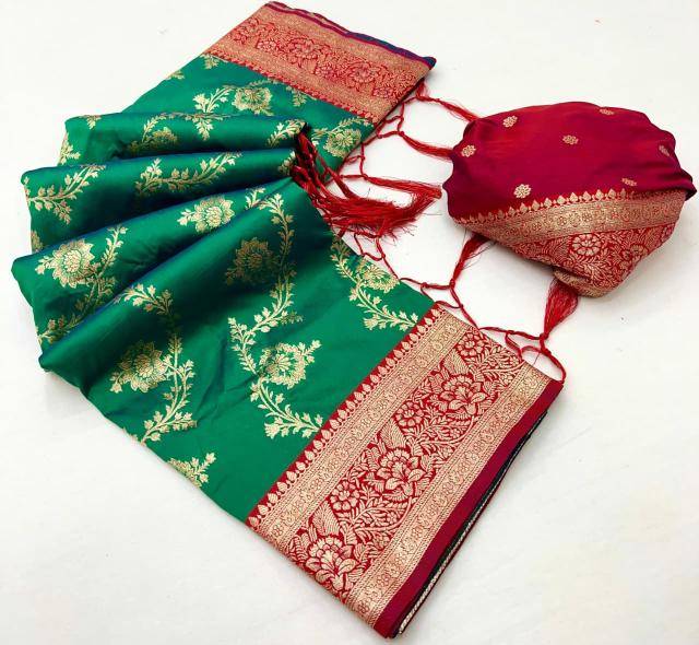 Krishnavi banarasi minakari Saree manufacturer in Pune
