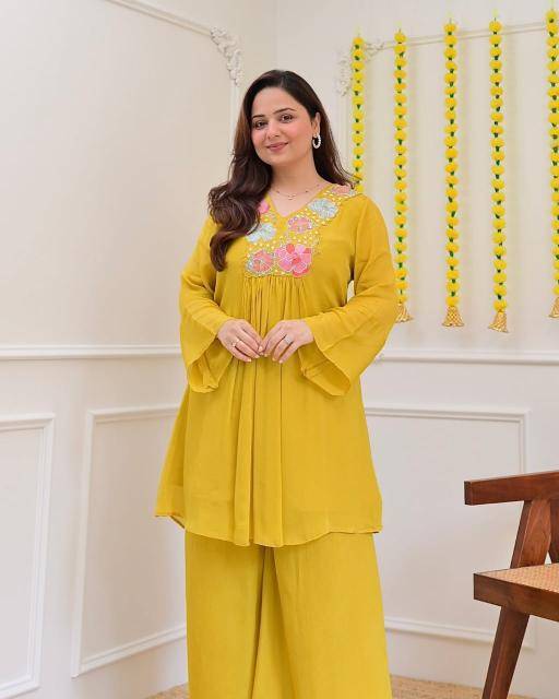 Adhya plus size coord set Kurti manufacturer in Surat