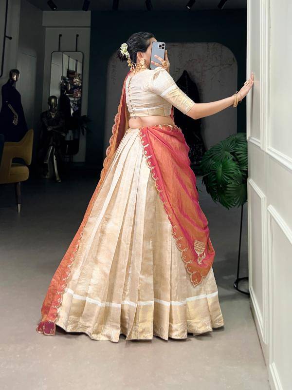 LNB 2011 OWT Jacquard Chex Bridal lehenga choli in Mumbai