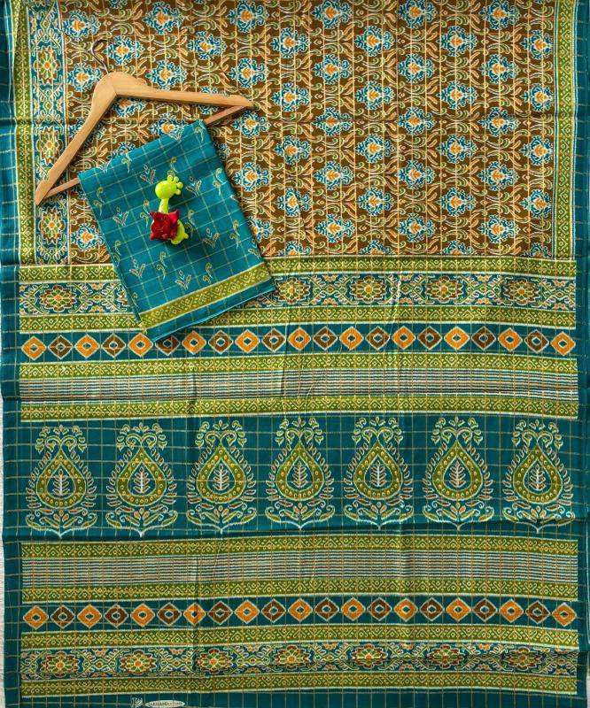 Lakhani traditional patola print Saree wholesalers in ahmedabad