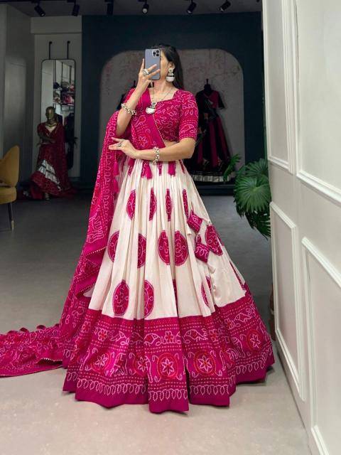 Best quality Dolla silk Pink Bridal lehenga choli wholesale in Mumbai
