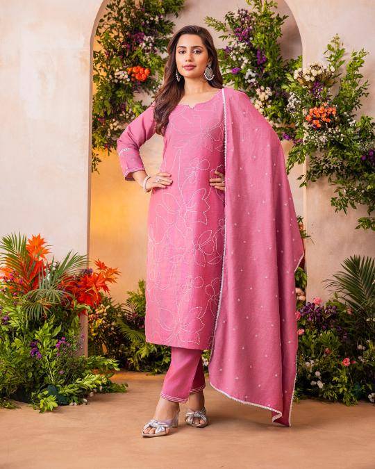 Shivay straight Kurti wholesalers in Mumbai