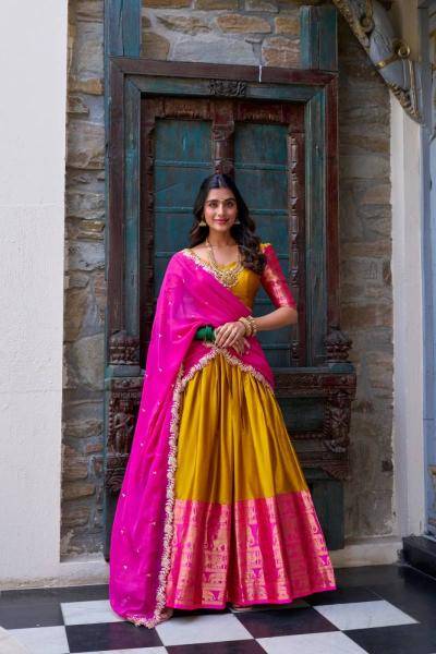 Taraa L 2023 Lehenga choli wholesale market in Hyderabad