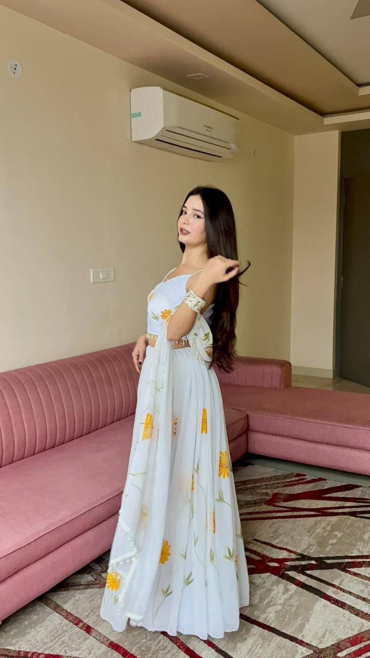 KR : 106 Organza Wholesale lehenga choli suppliers in Surat