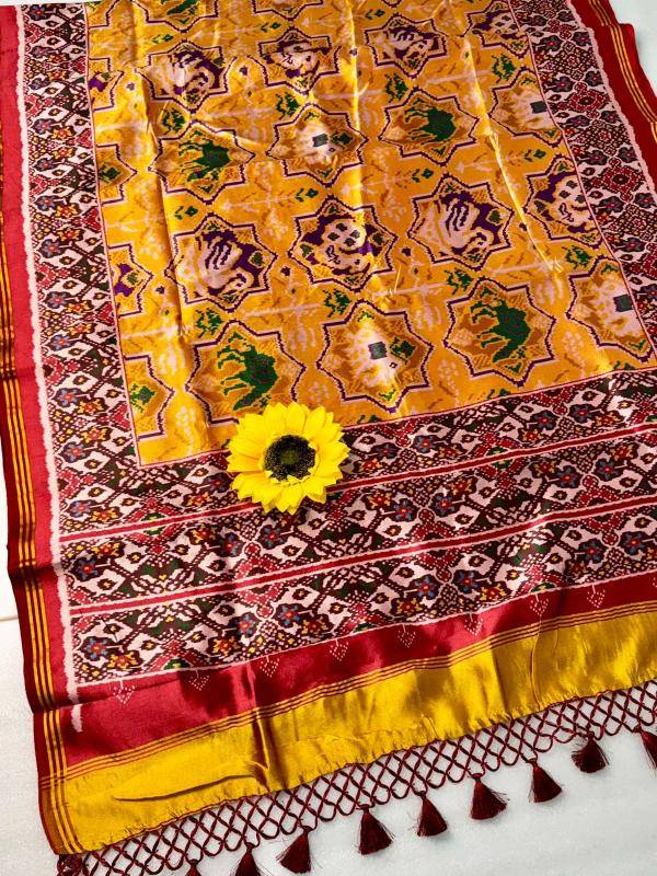 Bhagya laxmi bandhani patola Wholesale saree dealers in Kolkata