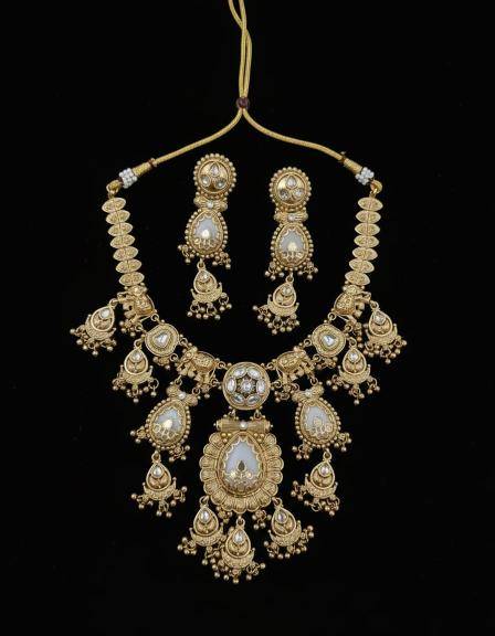Copper brass jewellery gold Set 6 Fashion jewellery market in Kolkata