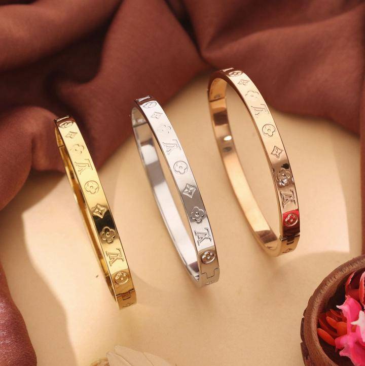3pcs set stainless steel women bracelet 399 Designer artificial jewellery in Hyderabad